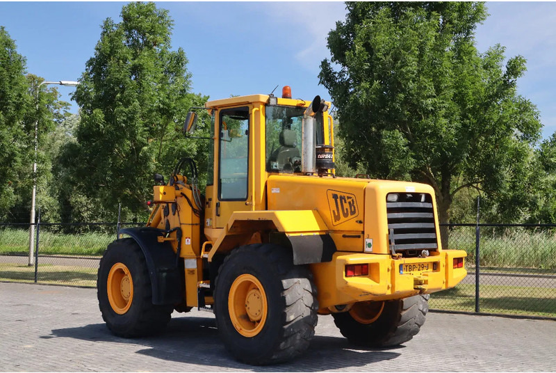 JCB 426 B | 35 KM/H | ONLY 9800 HOURS | FIRST OWNER | DUTCH MACHINE - Ελαστιχοφόρος φορτωτής: φωτογραφία 3 JCB 426 B | 35 KM/H | ONLY 9800 HOURS | FIRST OWNER | DUTCH MACHINE - Ελαστιχοφόρος φορτωτής: φωτογραφία 3