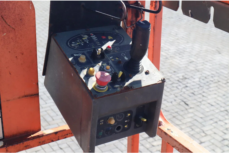 Ψαλιδωτό ανυψωτικό JLG 4394 RT MEGA DECK | 15 METER | 680 KG: φωτογραφία 13