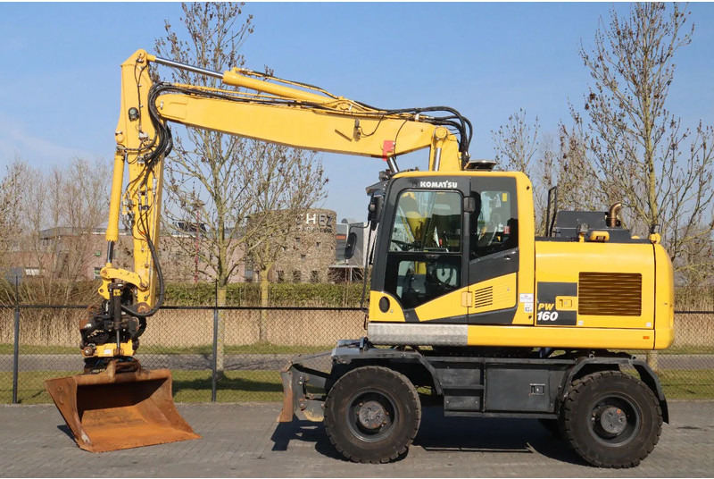 Komatsu PW160-11 | ENGCON TILTROTATOR | BUCKET | TRAILER HYDR. - Τροχοφόρος εκσκαφέας: φωτογραφία 1 Komatsu PW160-11 | ENGCON TILTROTATOR | BUCKET | TRAILER HYDR. - Τροχοφόρος εκσκαφέας: φωτογραφία 1