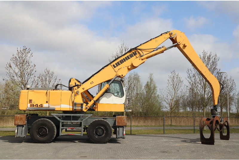 Liebherr A944 C HD | LOG GRAPPLE | HOLZGREIFER | TIMBER - Μηχάνημα Διαχείρισης Υλικών: φωτογραφία 4 Liebherr A944 C HD | LOG GRAPPLE | HOLZGREIFER | TIMBER - Μηχάνημα Διαχείρισης Υλικών: φωτογραφία 4