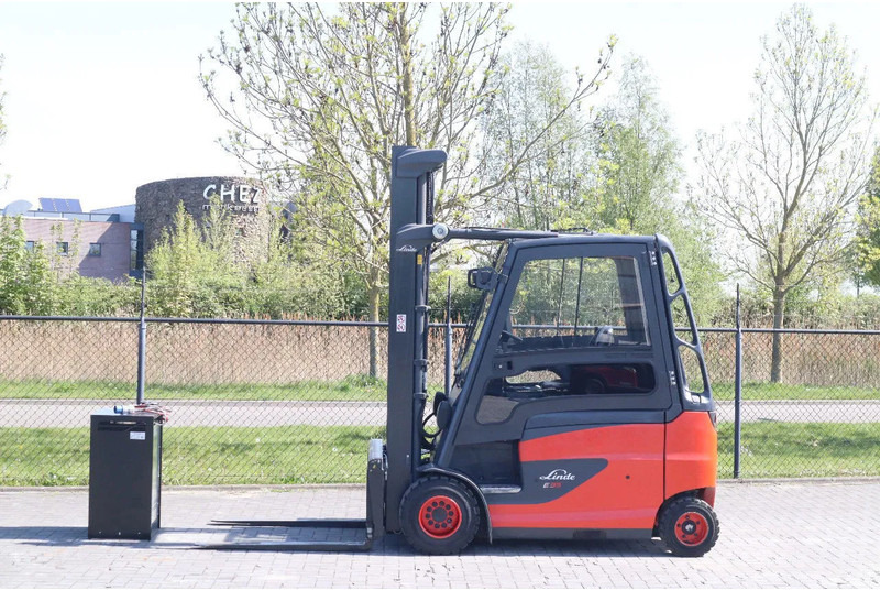 Linde E35 HL-01 | SIDESHIFT | POSITIONERS | LOW HOURS - Ηλεκτροκίνητο περονοφόρο: φωτογραφία 1 Linde E35 HL-01 | SIDESHIFT | POSITIONERS | LOW HOURS - Ηλεκτροκίνητο περονοφόρο: φωτογραφία 1