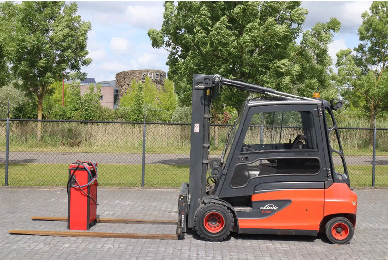 Linde E35 L-01 | DUPLEX | SIDESHIFT | POSITIONERS | LOW HOURS - Ηλεκτροκίνητο περονοφόρο: φωτογραφία 1 Linde E35 L-01 | DUPLEX | SIDESHIFT | POSITIONERS | LOW HOURS - Ηλεκτροκίνητο περονοφόρο: φωτογραφία 1