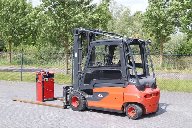Linde E35 L-01 | DUPLEX | SIDESHIFT | POSITIONERS | LOW HOURS - Ηλεκτροκίνητο περονοφόρο: φωτογραφία 3 Linde E35 L-01 | DUPLEX | SIDESHIFT | POSITIONERS | LOW HOURS - Ηλεκτροκίνητο περονοφόρο: φωτογραφία 3