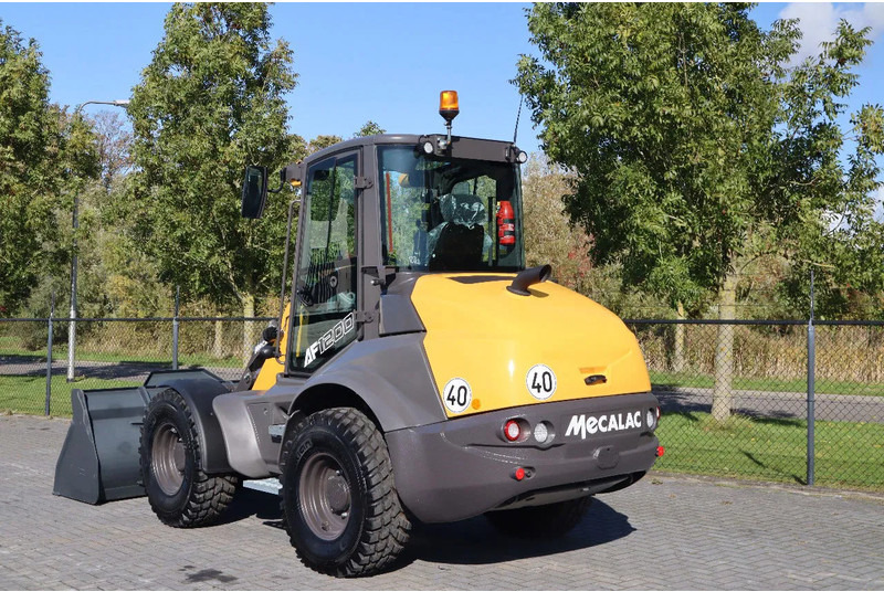 Mecalac AF 1200 | NEW / UNUSED | 40 KM/H | BUCKET | FULL OPTION - Ελαστιχοφόρος φορτωτής: φωτογραφία 3 Mecalac AF 1200 | NEW / UNUSED | 40 KM/H | BUCKET | FULL OPTION - Ελαστιχοφόρος φορτωτής: φωτογραφία 3