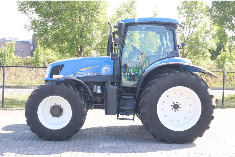 New Holland TS135A | 40 KM/H | 4X4 | SUPERSTEER - Τρακτέρ: φωτογραφία 2 New Holland TS135A | 40 KM/H | 4X4 | SUPERSTEER - Τρακτέρ: φωτογραφία 2