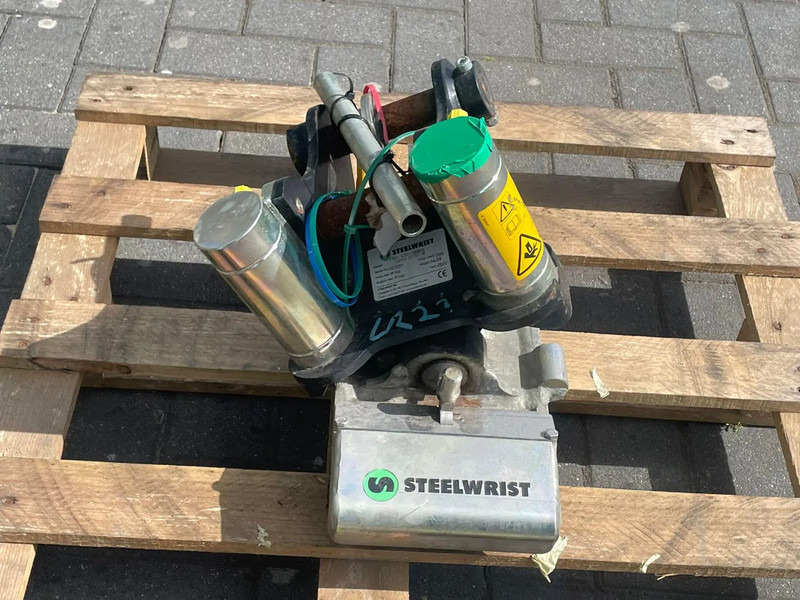 STEELWRIST TMX S30 -180HA | TILT QUICKCOUPLER | TILTING COUPLER | NEW - Σύστημα tiltrotator για Κατασκευή μηχανήματα: φωτογραφία 4 STEELWRIST TMX S30 -180HA | TILT QUICKCOUPLER | TILTING COUPLER | NEW - Σύστημα tiltrotator για Κατασκευή μηχανήματα: φωτογραφία 4