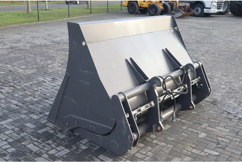 Volvo 3 M3 | HIGH TIP BUCKET | HOCHKIPPSCHAUFEL | HOOGKIEPBAK | NEW - Κουβας για Κατασκευή μηχανήματα: φωτογραφία 3 Volvo 3 M3 | HIGH TIP BUCKET | HOCHKIPPSCHAUFEL | HOOGKIEPBAK | NEW - Κουβας για Κατασκευή μηχανήματα: φωτογραφία 3