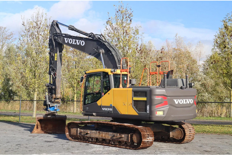 Volvo EC200EL | EC 200 EL | TILT ROTATOR | 3D GPS | BUCKET - Ερπυστριοφόρος εκσκαφέας: φωτογραφία 3 Volvo EC200EL | EC 200 EL | TILT ROTATOR | 3D GPS | BUCKET - Ερπυστριοφόρος εκσκαφέας: φωτογραφία 3