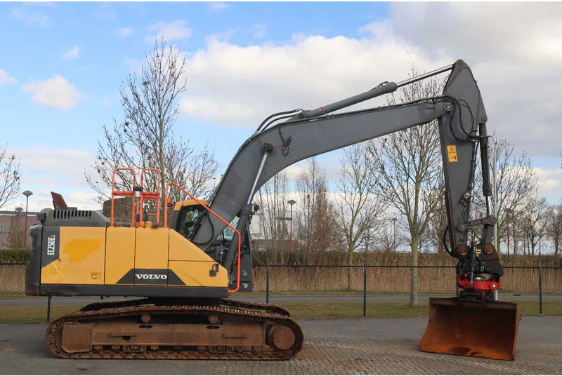 Volvo EC250EL | EC 250 EL | ROTOTILT | BUCKET - Ερπυστριοφόρος εκσκαφέας: φωτογραφία 4 Volvo EC250EL | EC 250 EL | ROTOTILT | BUCKET - Ερπυστριοφόρος εκσκαφέας: φωτογραφία 4