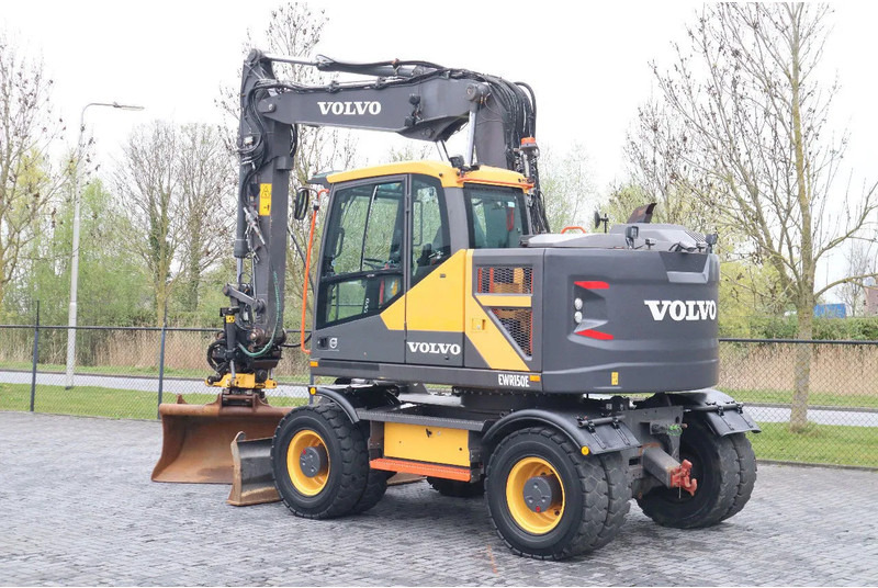 Volvo EWR 150 E | ROTOTILT | BUCKET | TRAILER HYDR - Τροχοφόρος εκσκαφέας: φωτογραφία 3 Volvo EWR 150 E | ROTOTILT | BUCKET | TRAILER HYDR - Τροχοφόρος εκσκαφέας: φωτογραφία 3
