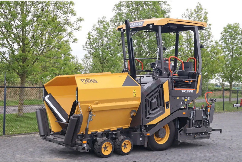 Volvo P2870 D ABG | ASPHALT PAVER | NEW / UNUSED | BOMAG BF300 - Μηχανών ασφάλτου: φωτογραφία 2 Volvo P2870 D ABG | ASPHALT PAVER | NEW / UNUSED | BOMAG BF300 - Μηχανών ασφάλτου: φωτογραφία 2