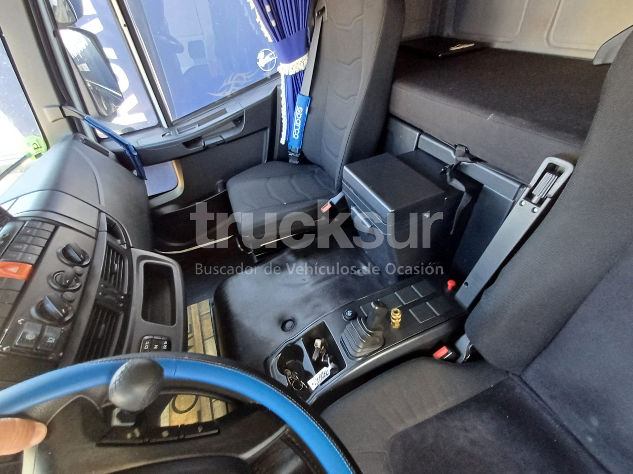 Interior photo 1: Φορτηγό ψυγείο IVECO EUROCARGO ML 180E32/FP