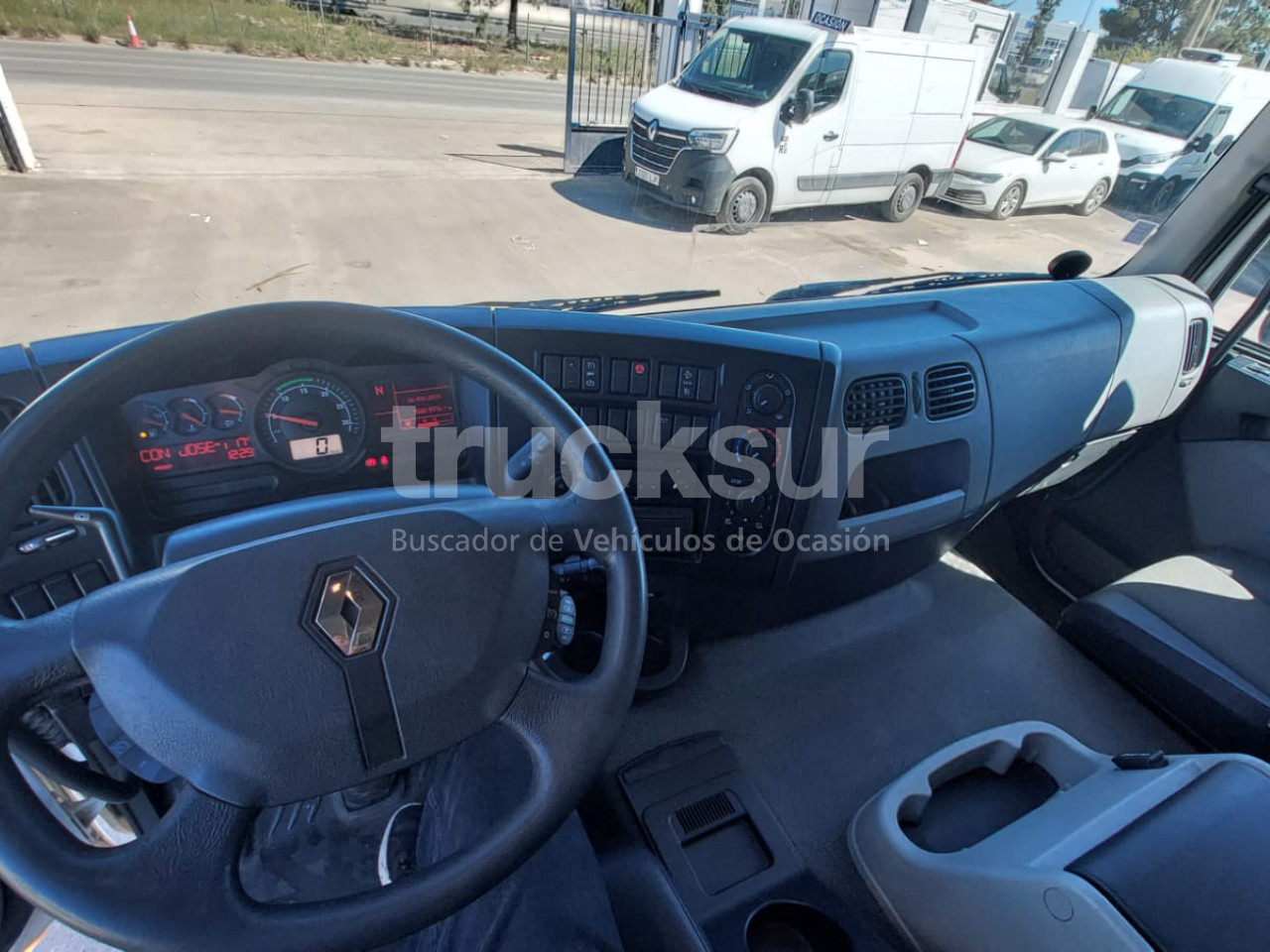 Φορτηγό ψυγείο RENAULT D280: φωτογραφία 8
