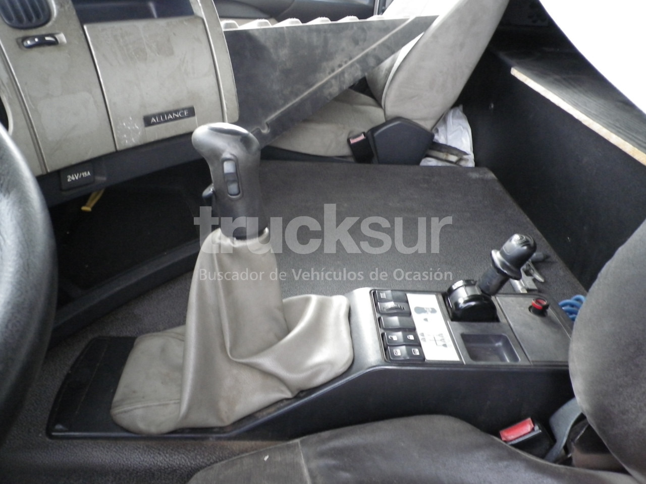 Φορτηγό κόφα RENAULT PREMIUM 370 DXI REMOLCADOR: φωτογραφία 14