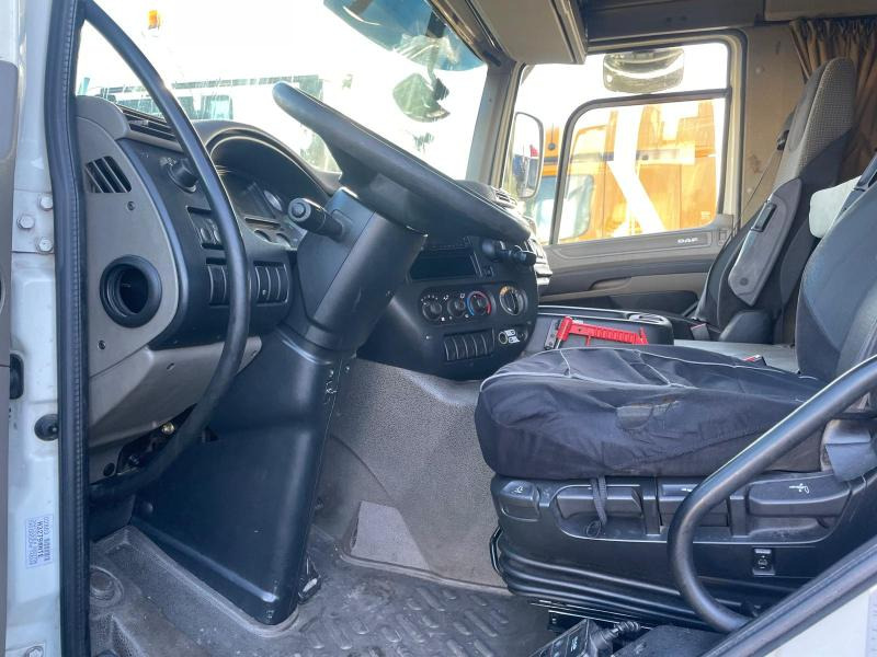 Φορτηγό μουσαμάς DAF CF75 310: φωτογραφία 7