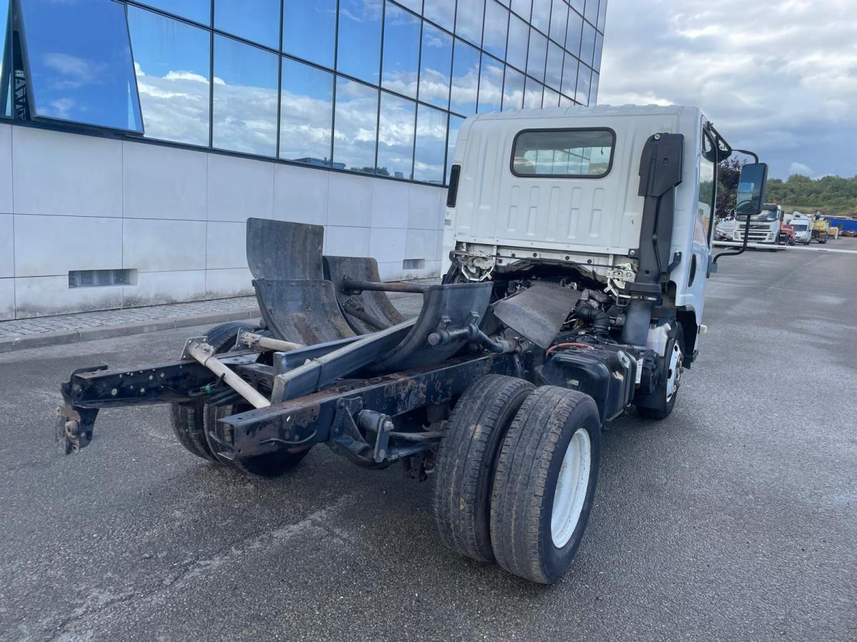 Isuzu  - Φορτηγό σασί: φωτογραφία 3 Isuzu  - Φορτηγό σασί: φωτογραφία 3