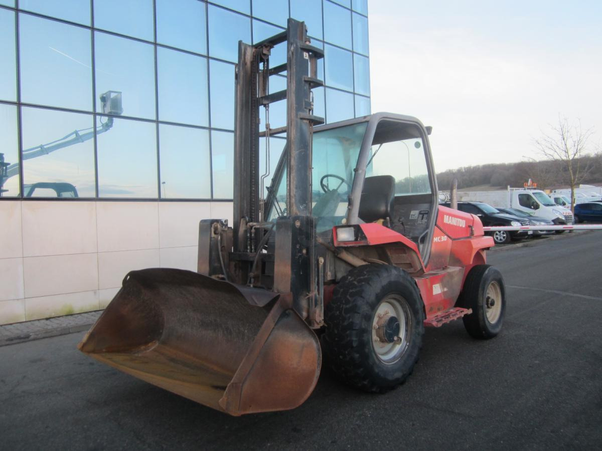 Manitou MC30 - Πετρελαιοκίνητο περονοφόρο: φωτογραφία 1 Manitou MC30 - Πετρελαιοκίνητο περονοφόρο: φωτογραφία 1