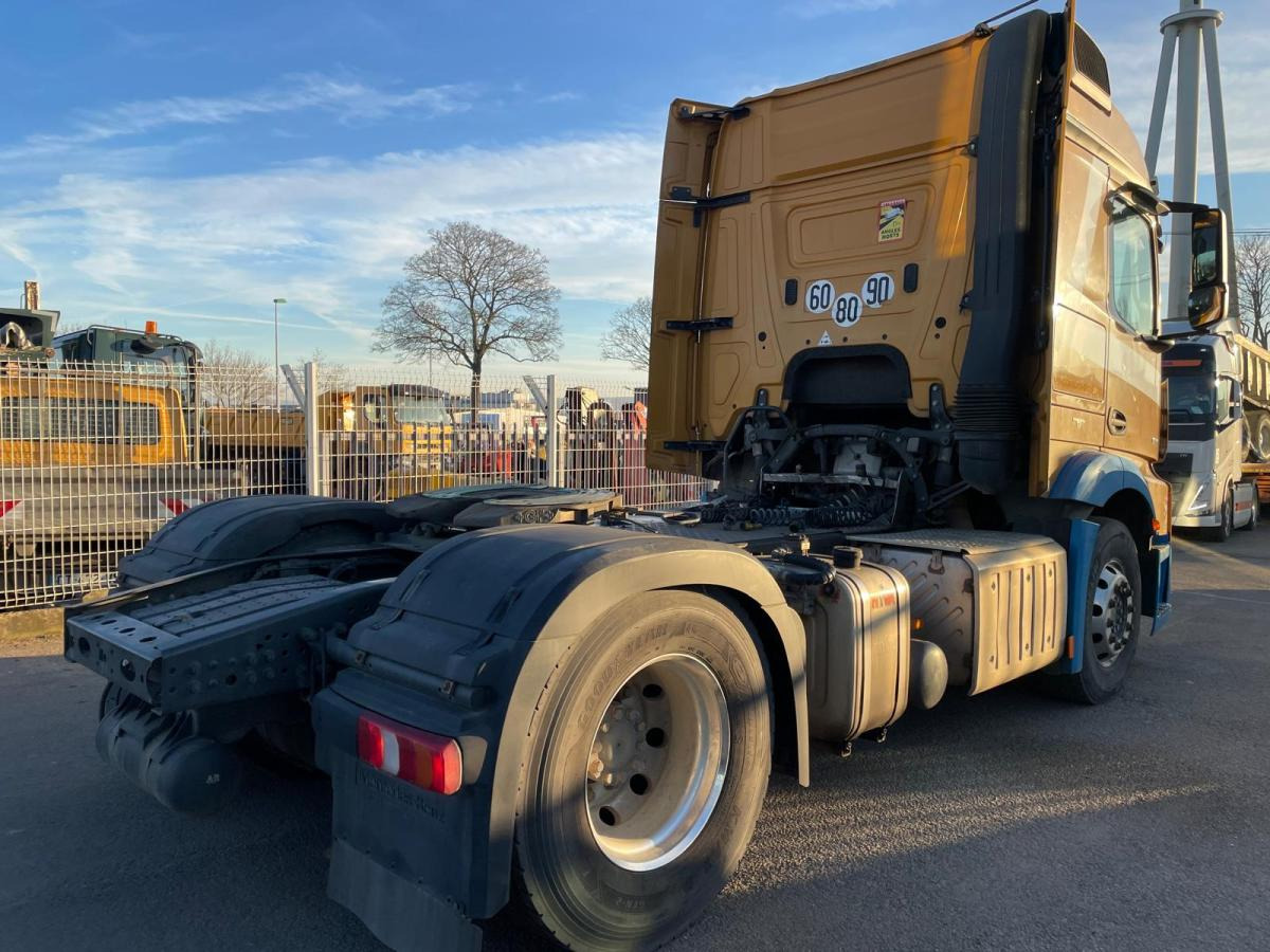 Mercedes Actros 1845 - Τράκτορας: φωτογραφία 3 Mercedes Actros 1845 - Τράκτορας: φωτογραφία 3