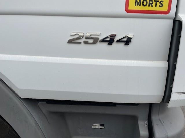 Mercedes Actros 2544 - Φορτηγό φόρτωσης γάντζου: φωτογραφία 3 Mercedes Actros 2544 - Φορτηγό φόρτωσης γάντζου: φωτογραφία 3