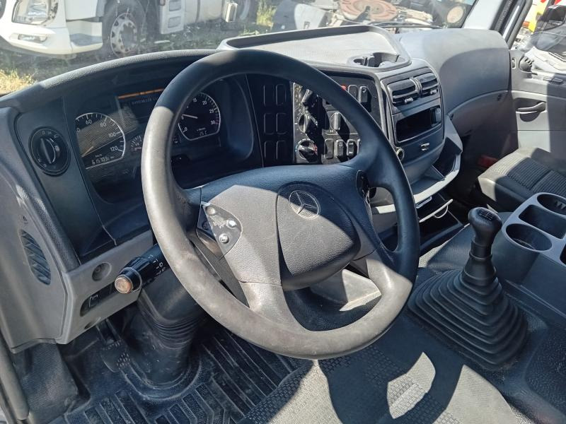 Mercedes Axor 1829 - Φορτηγό κόφα: φωτογραφία 5 Mercedes Axor 1829 - Φορτηγό κόφα: φωτογραφία 5