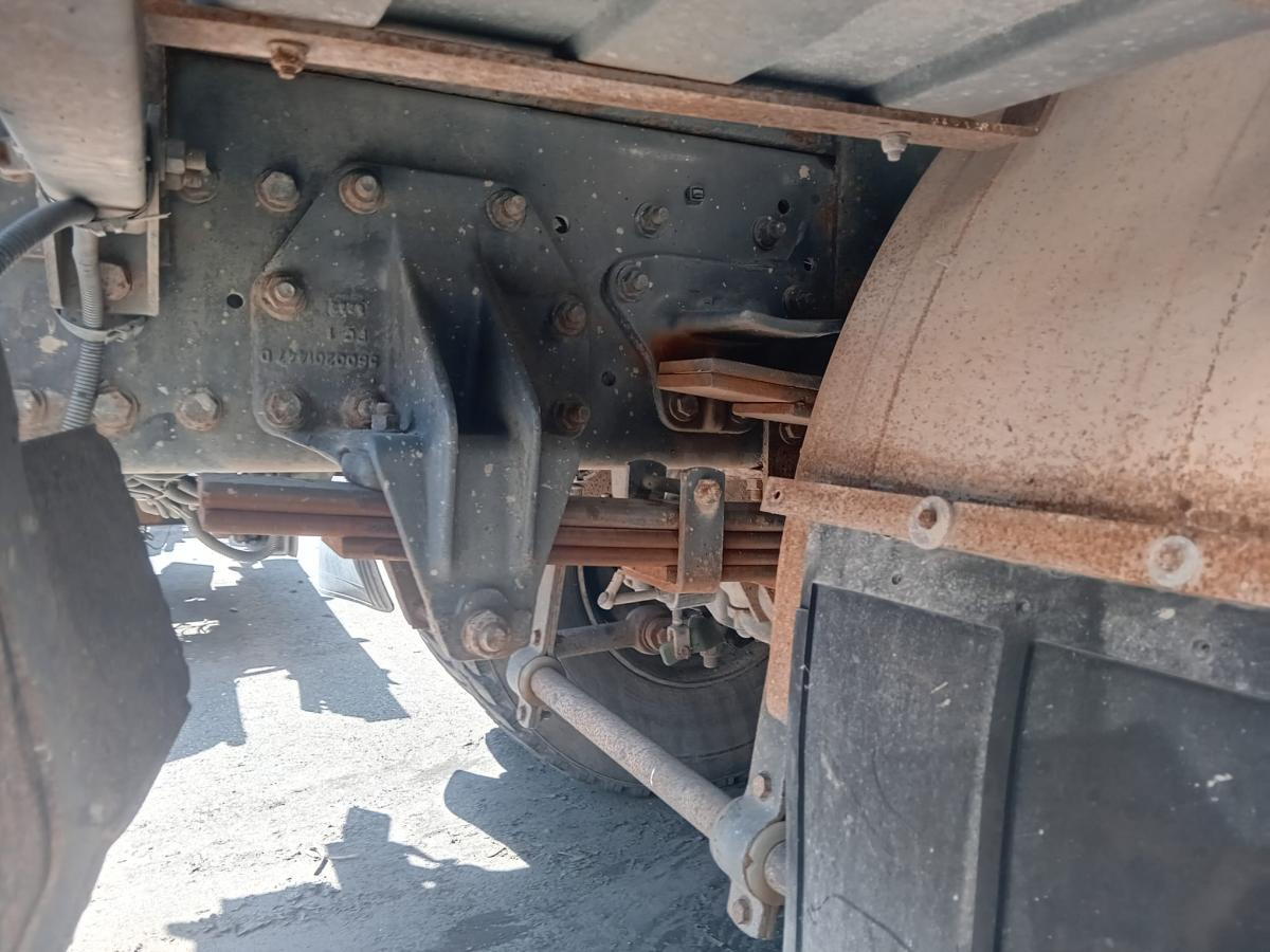Renault Kerax 260 - Φορτηγό ανατρεπόμενο: φωτογραφία 4 Renault Kerax 260 - Φορτηγό ανατρεπόμενο: φωτογραφία 4