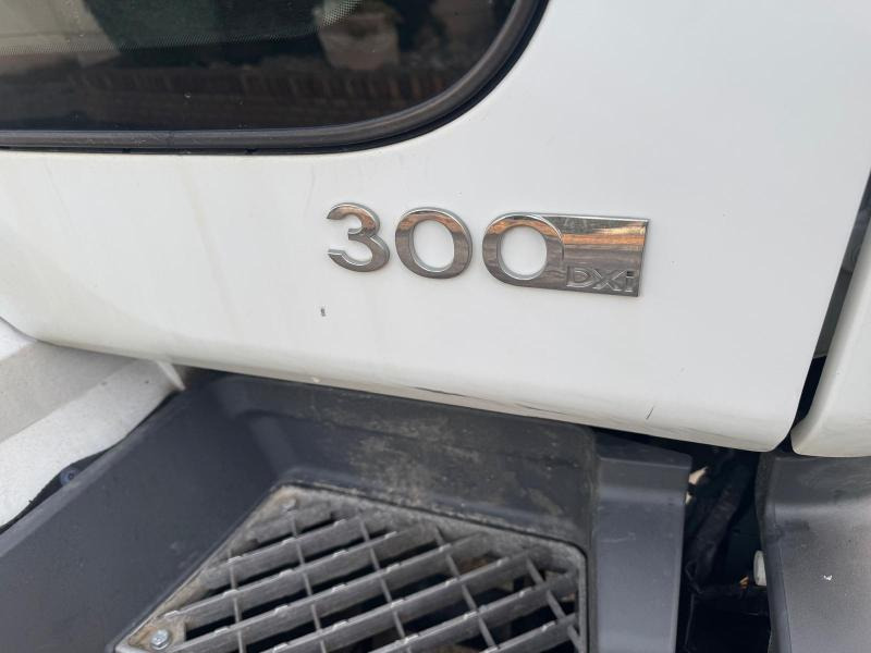 Renault Premium 300 DXI - Φορτηγό βυτιοφόρο: φωτογραφία 4 Renault Premium 300 DXI - Φορτηγό βυτιοφόρο: φωτογραφία 4