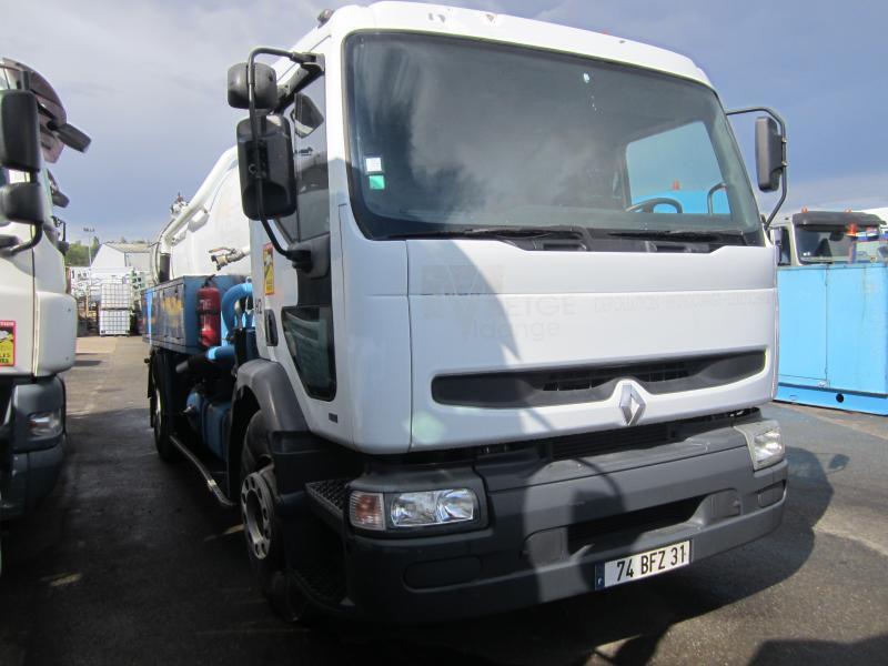 Renault Premium 340 - Φορτηγό βυτιοφόρο: φωτογραφία 2 Renault Premium 340 - Φορτηγό βυτιοφόρο: φωτογραφία 2