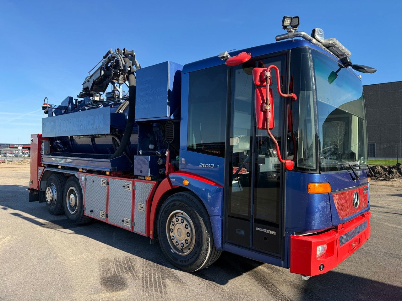 Mercedes-Benz Econic 2633 6x2*4 Hvidtved Larsen SLP309 Euro 5 - Όχημα εκκένωσης βόθρων: φωτογραφία 2 Mercedes-Benz Econic 2633 6x2*4 Hvidtved Larsen SLP309 Euro 5 - Όχημα εκκένωσης βόθρων: φωτογραφία 2