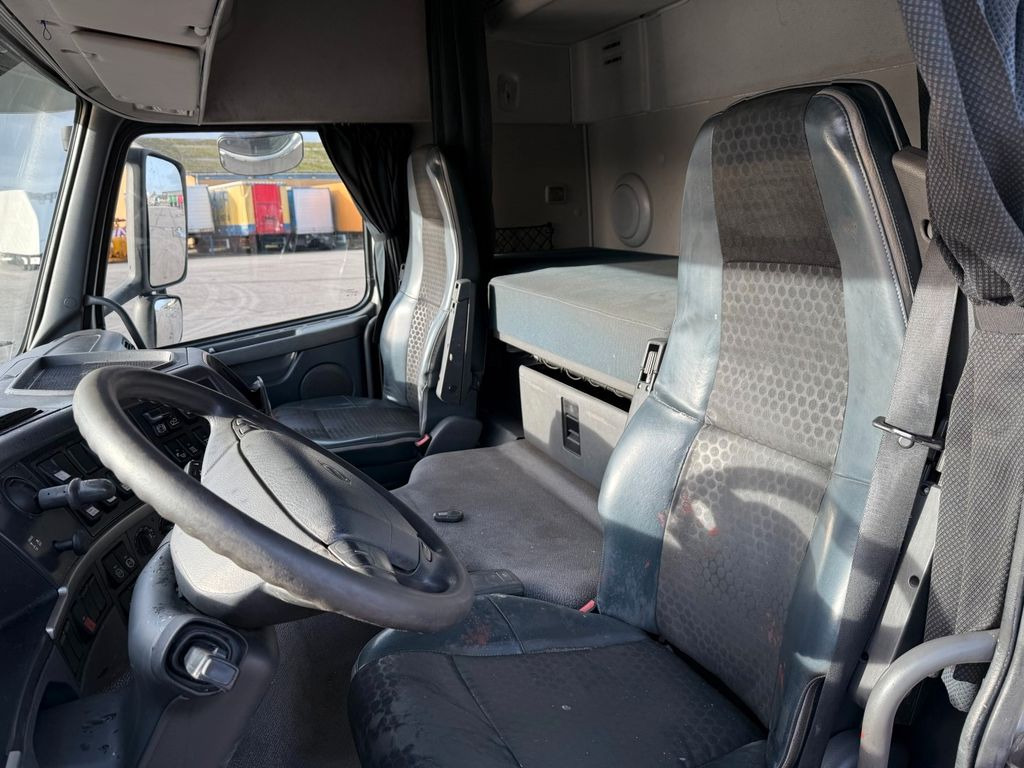 Volvo FM 410 6x2 Euro 5 - Μικρό φορτηγό με καρότσα, Διπλοκάμπινο ελαφρύ επαγγελματικό: φωτογραφία 5 Volvo FM 410 6x2 Euro 5 - Μικρό φορτηγό με καρότσα, Διπλοκάμπινο ελαφρύ επαγγελματικό: φωτογραφία 5