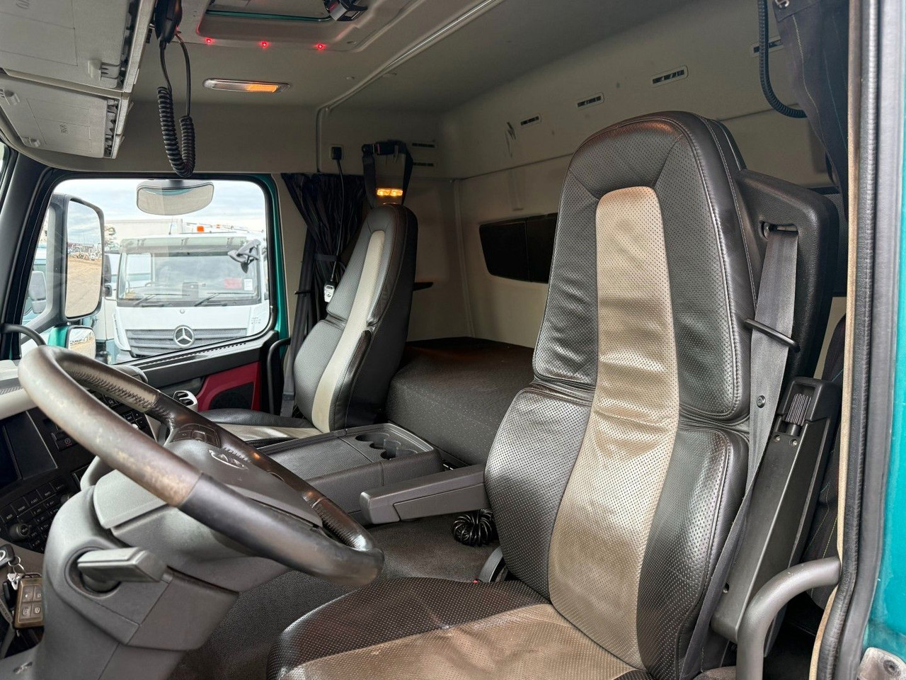 Φορτηγό ψυγείο Volvo FM330 6x2*4 Carrier Supra 1050 Nordic: φωτογραφία 12