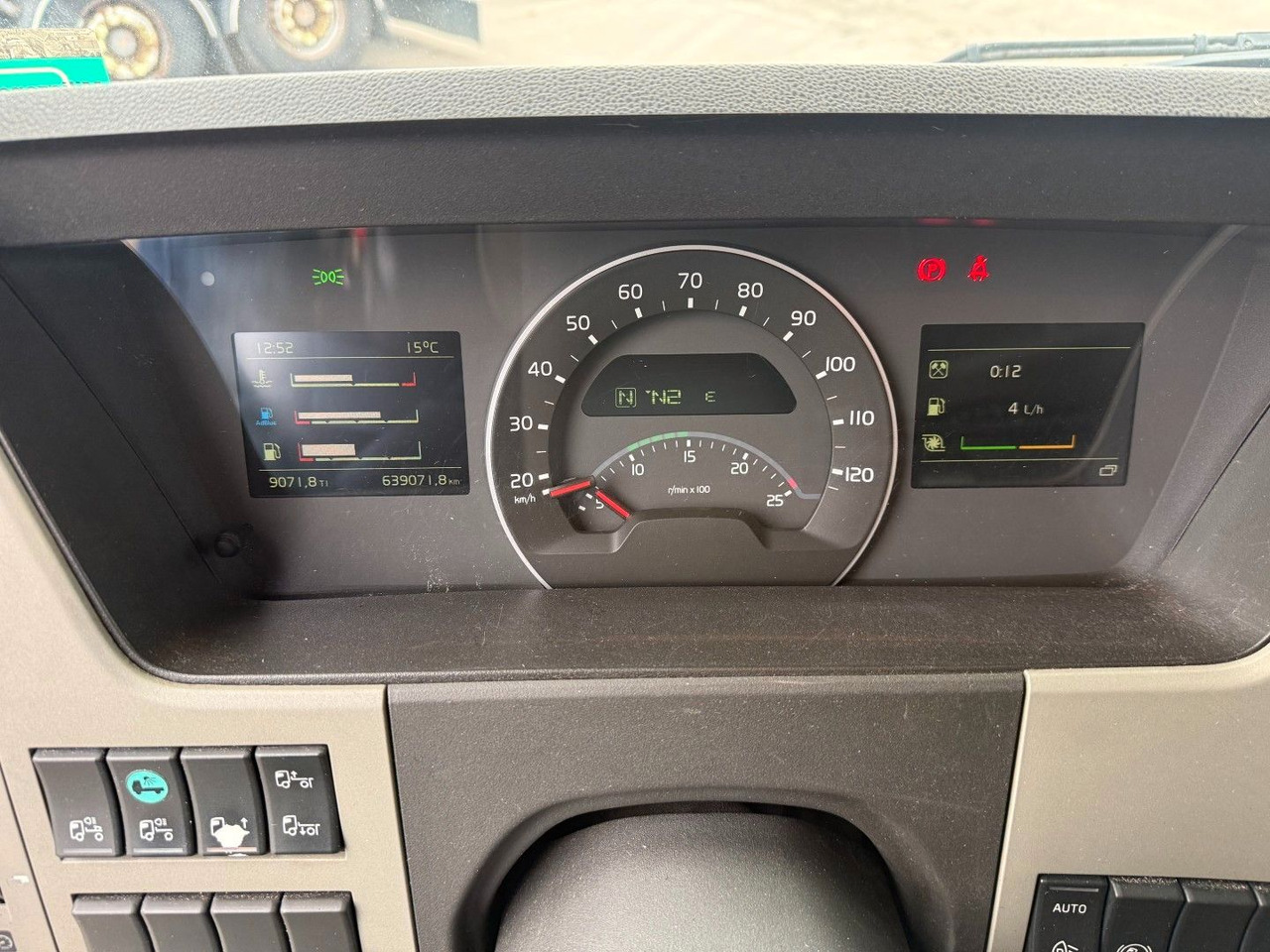 Φορτηγό ψυγείο Volvo FM330 6x2*4 Carrier Supra 1050 Nordic: φωτογραφία 14