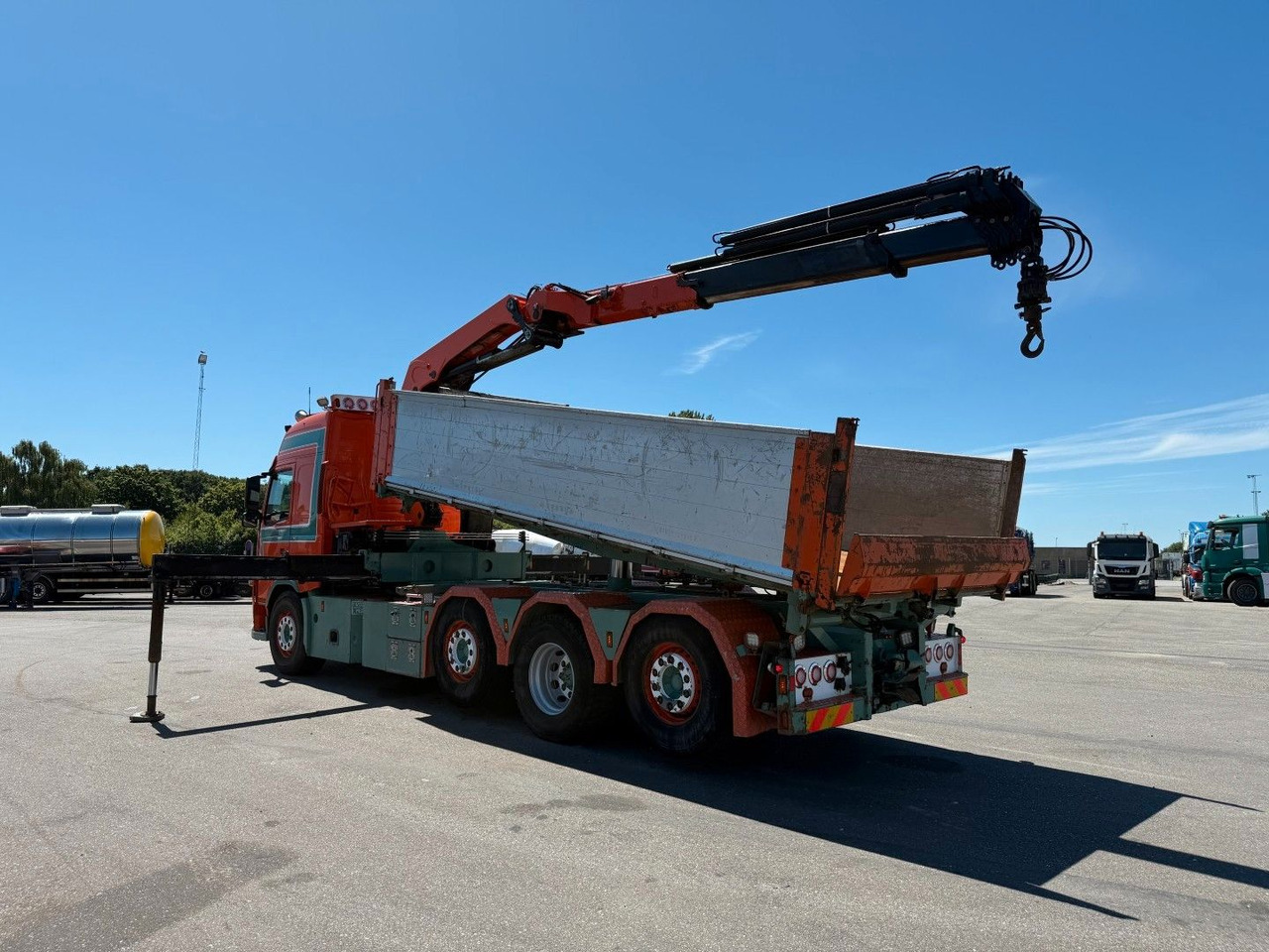 Volvo FM500 8x2*6 Crane HMF 2620 K5 Pendel Tipper - Φορτηγό με γερανό: φωτογραφία 4 Volvo FM500 8x2*6 Crane HMF 2620 K5 Pendel Tipper - Φορτηγό με γερανό: φωτογραφία 4