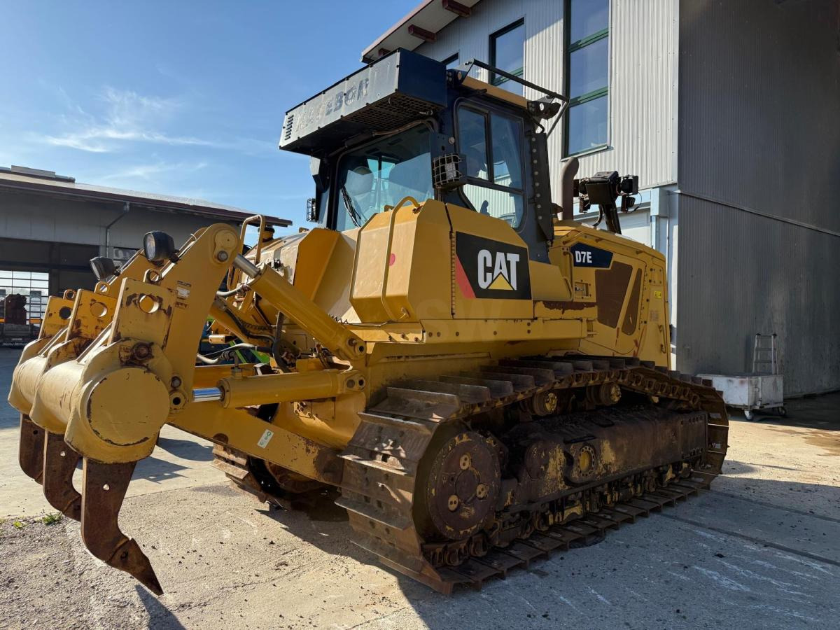 Caterpillar D7E - Μπουλντόζα: φωτογραφία 1 Caterpillar D7E - Μπουλντόζα: φωτογραφία 1
