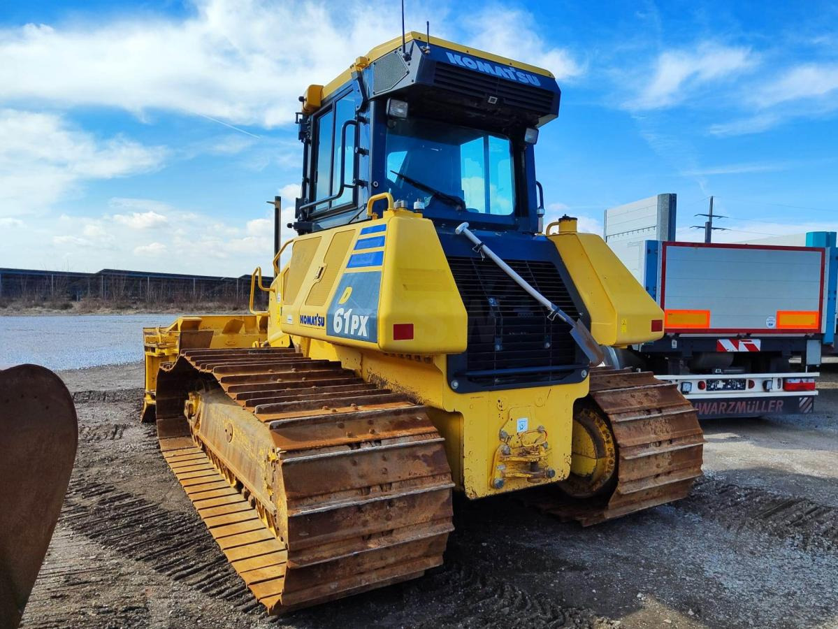 Komatsu D61PX-23 - Μπουλντόζα: φωτογραφία 1 Komatsu D61PX-23 - Μπουλντόζα: φωτογραφία 1