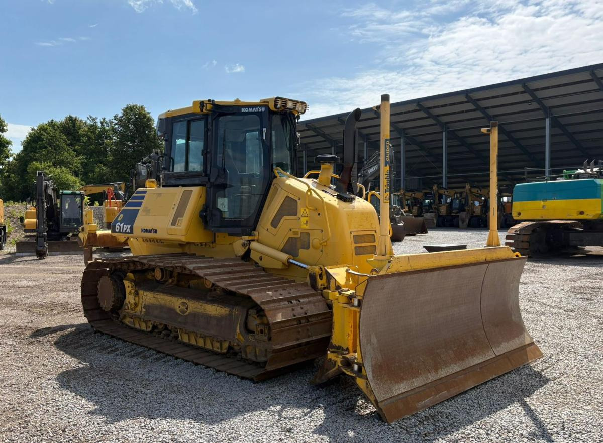 Komatsu D61PX-24 - Μπουλντόζα: φωτογραφία 3 Komatsu D61PX-24 - Μπουλντόζα: φωτογραφία 3