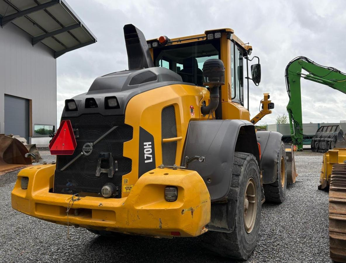 Volvo L70H - Ελαστιχοφόρος φορτωτής: φωτογραφία 4 Volvo L70H - Ελαστιχοφόρος φορτωτής: φωτογραφία 4