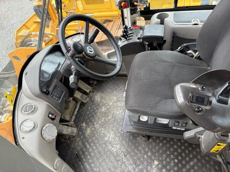 Volvo L70H - Ελαστιχοφόρος φορτωτής: φωτογραφία 5 Volvo L70H - Ελαστιχοφόρος φορτωτής: φωτογραφία 5