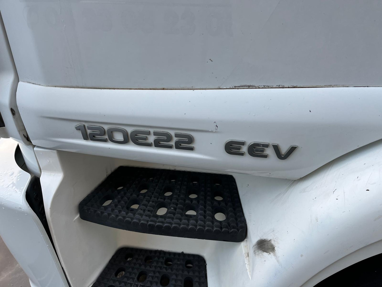 Iveco Eurocargo 120 E 22 - Φορτηγό μουσαμάς: φωτογραφία 4 Iveco Eurocargo 120 E 22 - Φορτηγό μουσαμάς: φωτογραφία 4