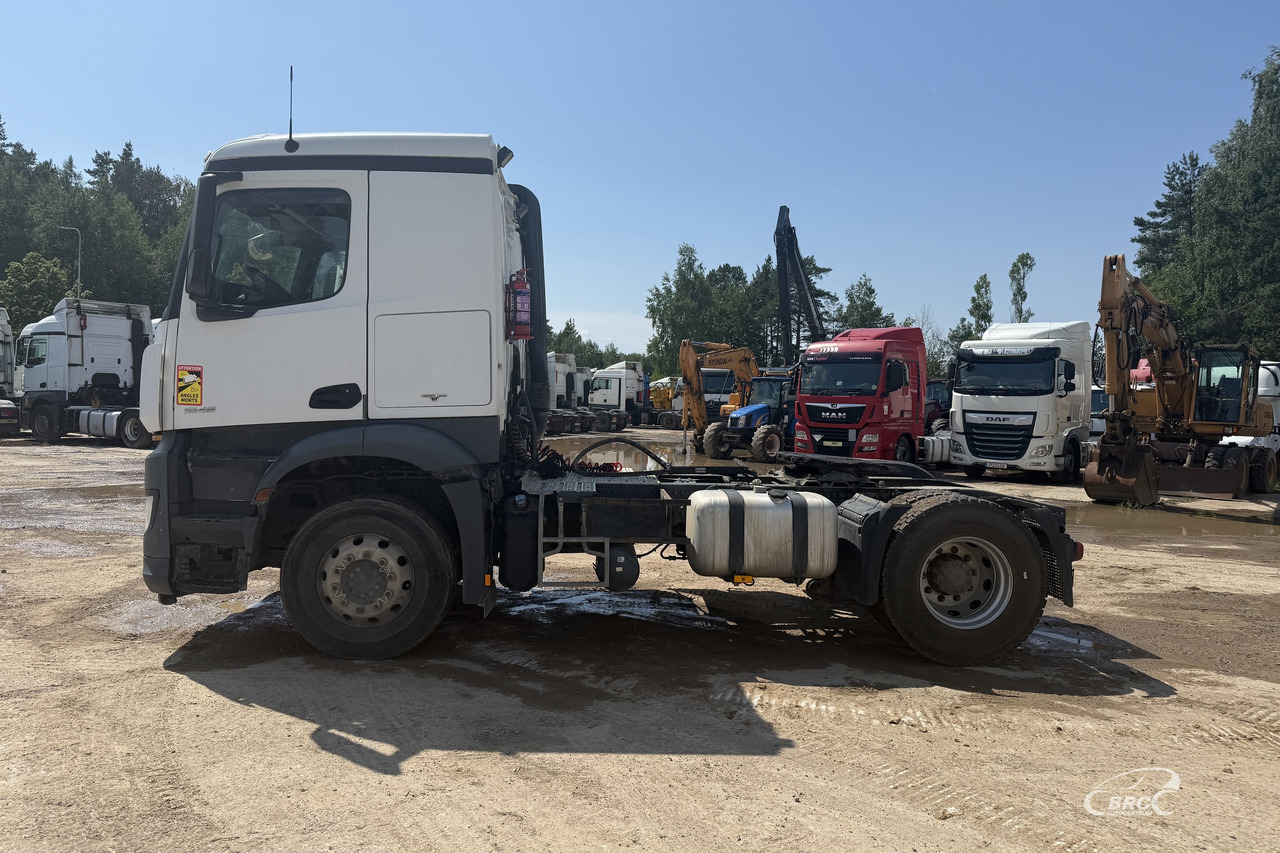 Mercedes-Benz Arocs - Τράκτορας: φωτογραφία 3 Mercedes-Benz Arocs - Τράκτορας: φωτογραφία 3