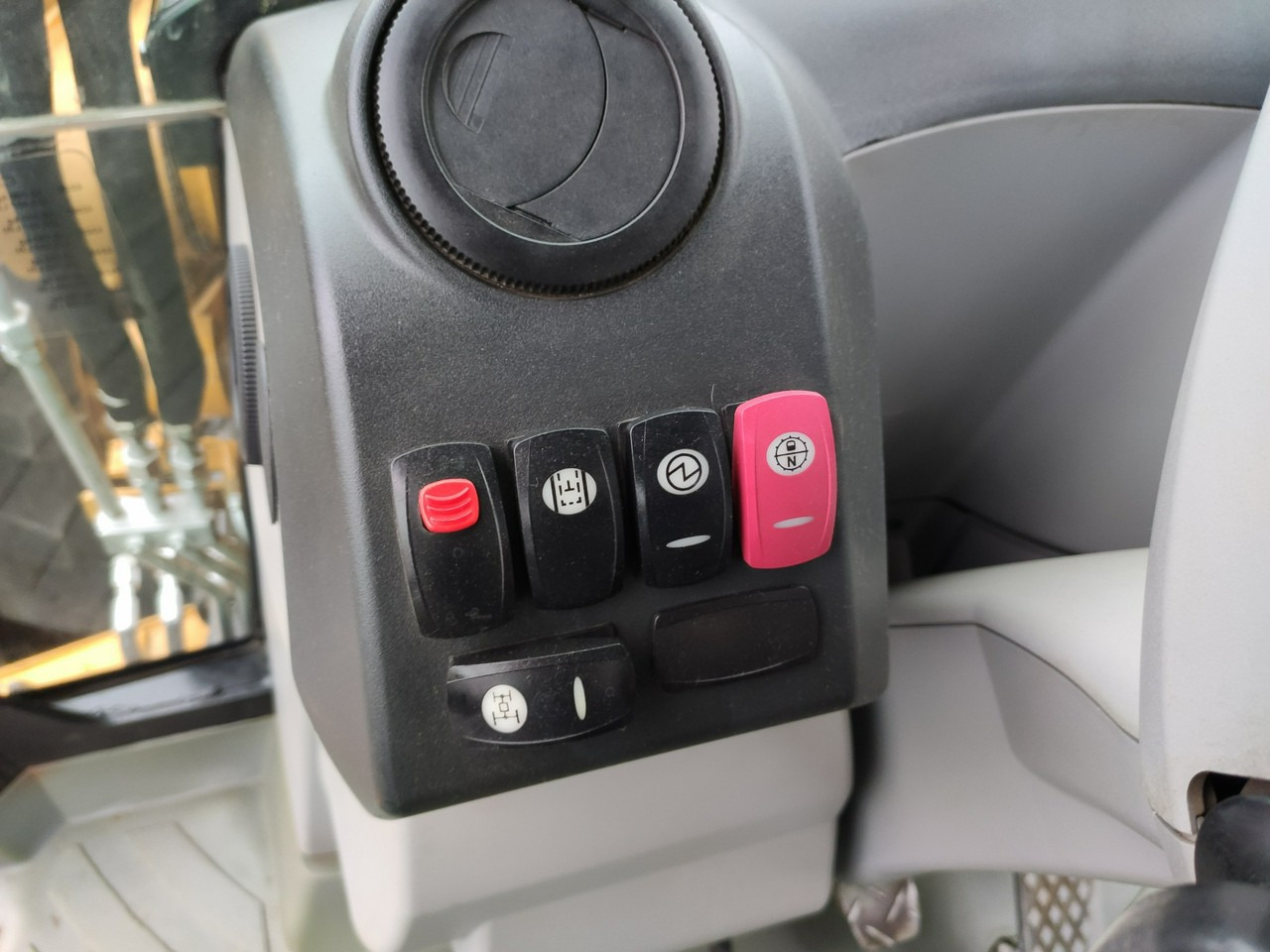 Φορτωτής εκσκαφέας Caterpillar 444E Premier Sterowanie na Joystickach FULL OPCJA: φωτογραφία 31 Φορτωτής εκσκαφέας Caterpillar 444E Premier Sterowanie na Joystickach FULL OPCJA: φωτογραφία 31