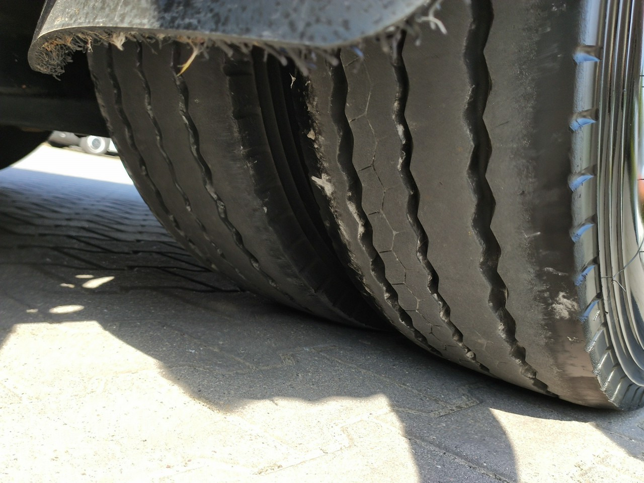 Επικαθήμενο με χαμηλό δάπεδο EMTECH Ład-33.3 tony 3osie Tylna oś skrętna Przednia Podnoszona: φωτογραφία 12 Επικαθήμενο με χαμηλό δάπεδο EMTECH Ład-33.3 tony 3osie Tylna oś skrętna Przednia Podnoszona: φωτογραφία 12