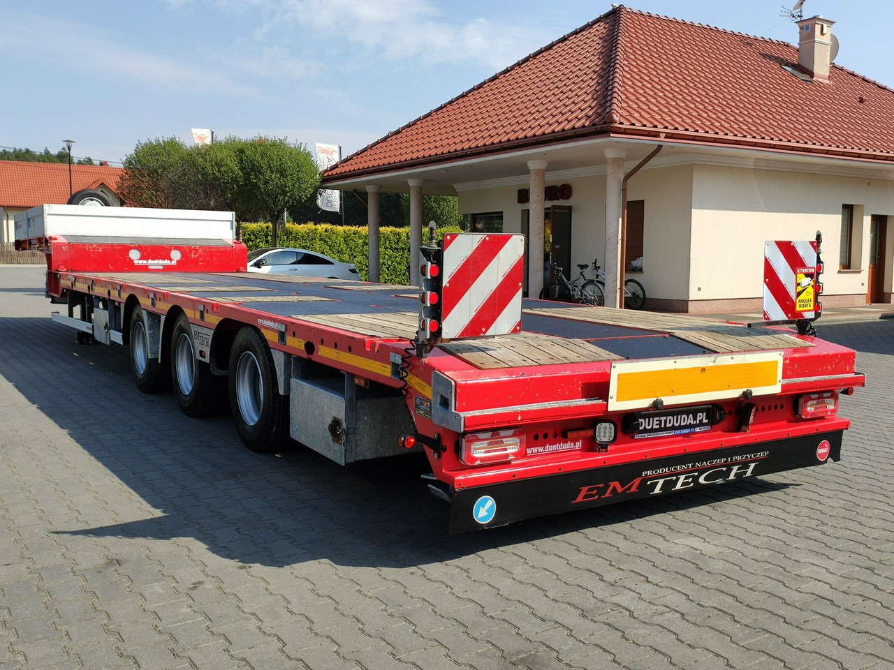 Επικαθήμενο με χαμηλό δάπεδο EMTECH Ład-33.3 tony 3osie Tylna oś skrętna Przednia Podnoszona: φωτογραφία 22 Επικαθήμενο με χαμηλό δάπεδο EMTECH Ład-33.3 tony 3osie Tylna oś skrętna Przednia Podnoszona: φωτογραφία 22