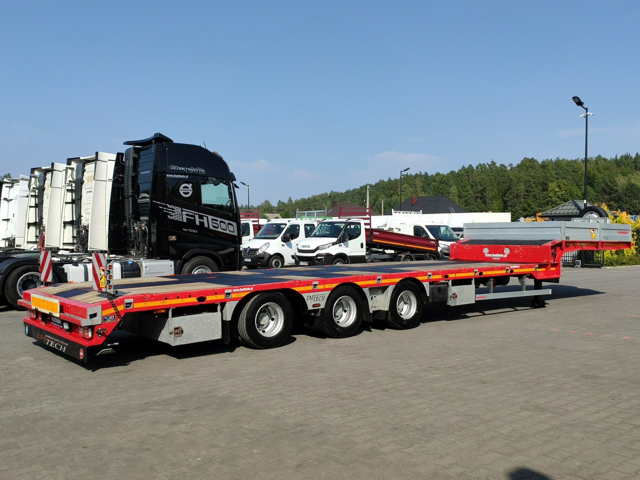 Επικαθήμενο με χαμηλό δάπεδο EMTECH Ład-33.3 tony 3osie Tylna oś skrętna Przednia Podnoszona: φωτογραφία 16 Επικαθήμενο με χαμηλό δάπεδο EMTECH Ład-33.3 tony 3osie Tylna oś skrętna Przednia Podnoszona: φωτογραφία 16