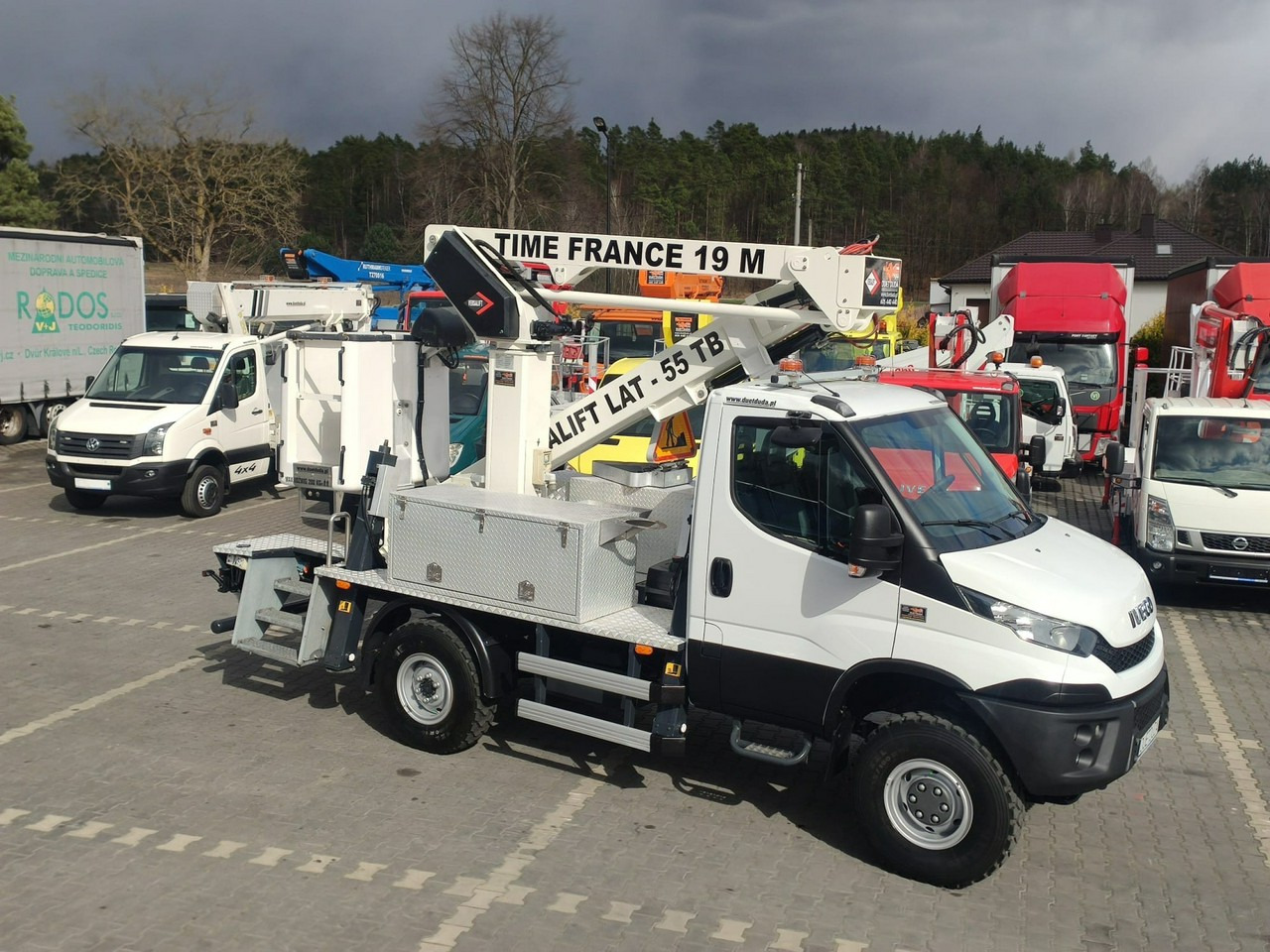 Φορτηγό με εναέρια πλατφόρμα Iveco Daily 55S17W 4x4 Zwyżka 19m Versalift Lat 55 TB Time France: φωτογραφία 8