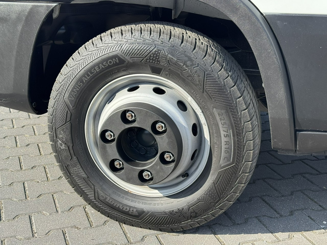 Iveco Daily 72C18 Mroźnia HI-MATIC 14 Euro Palet - Επαγγελματικό αυτοκίνητο ψυγείο: φωτογραφία 5 Iveco Daily 72C18 Mroźnia HI-MATIC 14 Euro Palet - Επαγγελματικό αυτοκίνητο ψυγείο: φωτογραφία 5