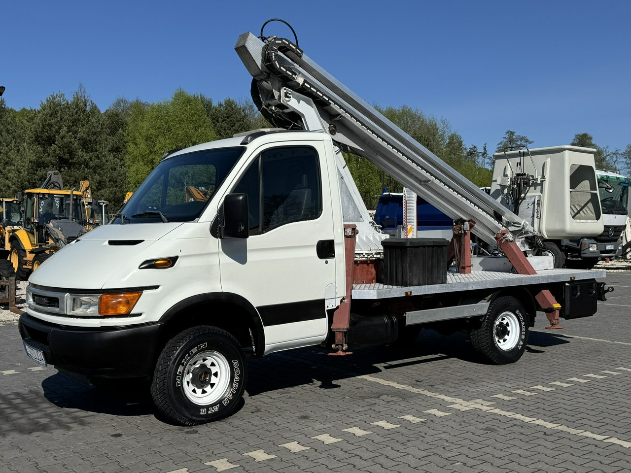 Iveco Daily - Φορτηγό με εναέρια πλατφόρμα: φωτογραφία 5 Iveco Daily - Φορτηγό με εναέρια πλατφόρμα: φωτογραφία 5