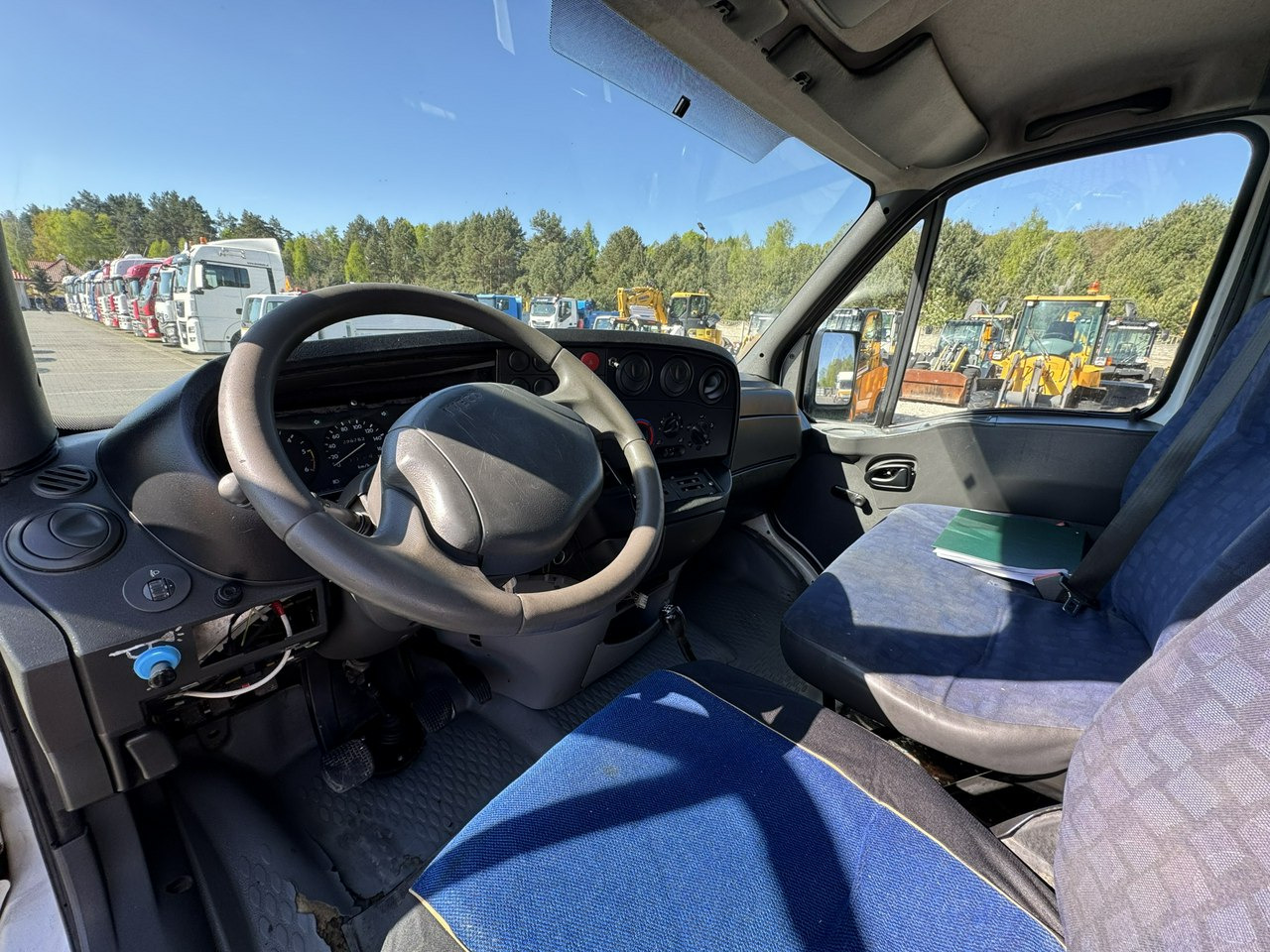 Φορτηγό με εναέρια πλατφόρμα Iveco Daily: φωτογραφία 22 Φορτηγό με εναέρια πλατφόρμα Iveco Daily: φωτογραφία 22