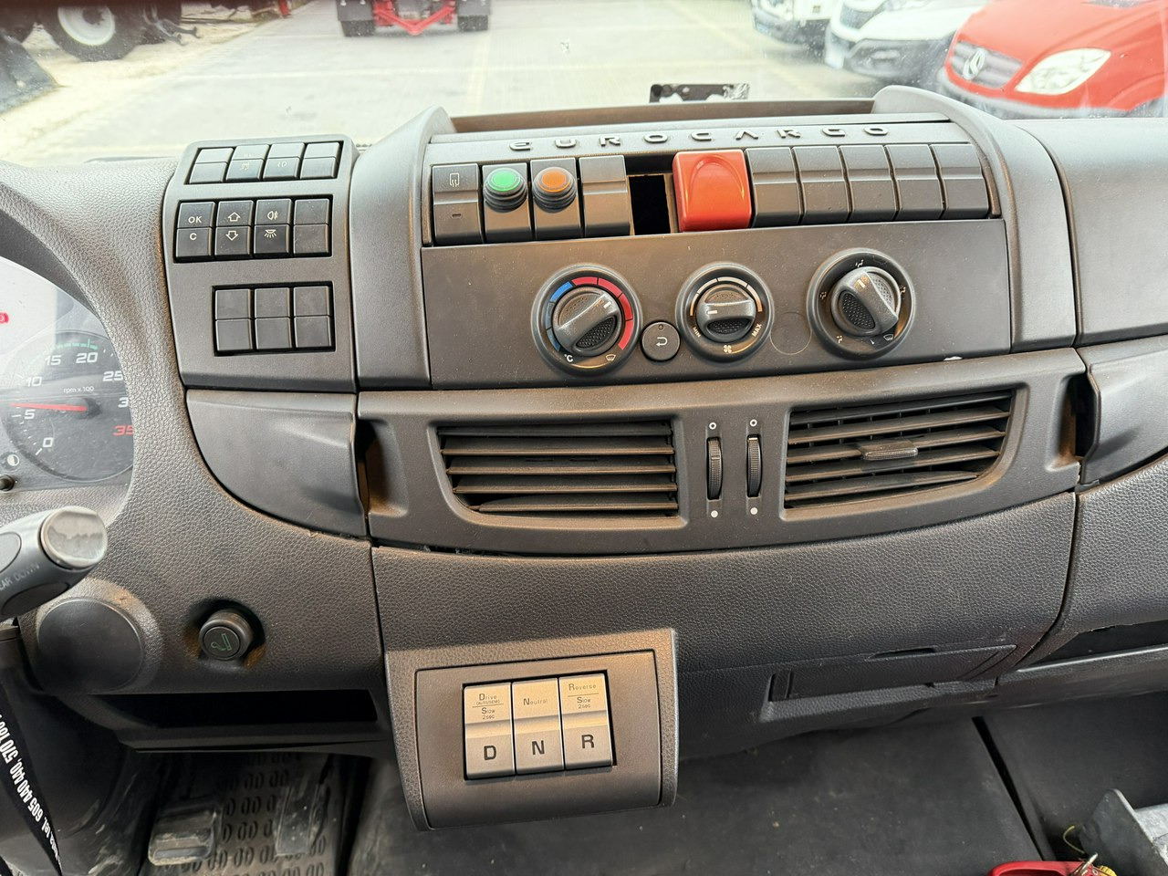 Φορτηγό ρυμούλκησης Iveco EUROCARGO 120E25 E6 Laweta Zagłebiana Platforma Pomoc Drogowa: φωτογραφία 20 Φορτηγό ρυμούλκησης Iveco EUROCARGO 120E25 E6 Laweta Zagłebiana Platforma Pomoc Drogowa: φωτογραφία 20