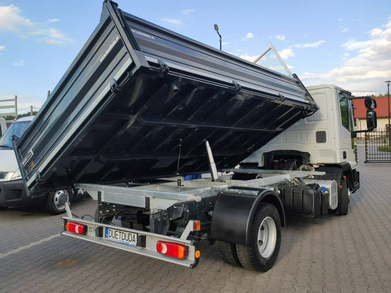 Iveco Eurocargo 80EL18 E5 Super Stan UNIKAT !!! - Φορτηγό ανατρεπόμενο: φωτογραφία 4 Iveco Eurocargo 80EL18 E5 Super Stan UNIKAT !!! - Φορτηγό ανατρεπόμενο: φωτογραφία 4