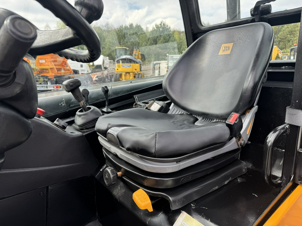 Leasing JCB TLT 35D 4x4 T4 TELESKOP / TELESKOPOWY Ładowarka Teleskopowa JCB TLT 35D 4x4 T4 TELESKOP / TELESKOPOWY Ładowarka Teleskopowa: φωτογραφία 16
